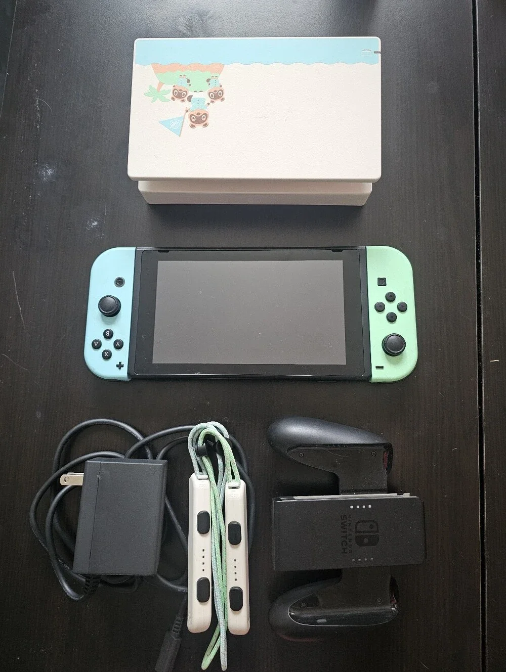 Nintendo Switch Console - Animal Crossing: New Horizons Special Edition